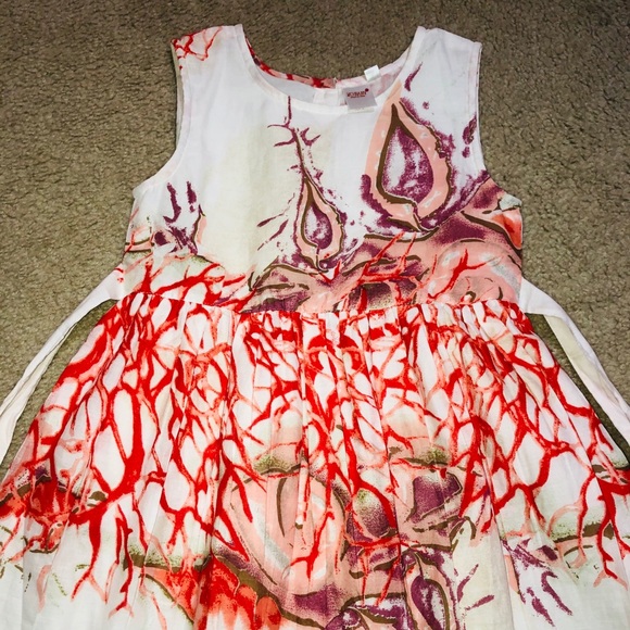 Boutique dress with unique print - Picture 1 of 2